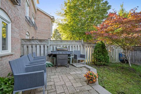 Photo 40 at 21 Rougehaven Way, Vinegar Hill, Markham
