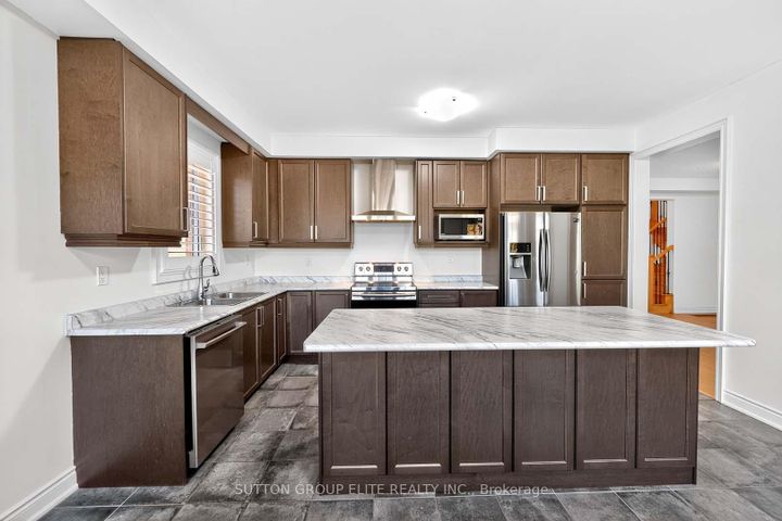 Photo 11 at 351 Humphrey Street, Waterdown, Hamilton