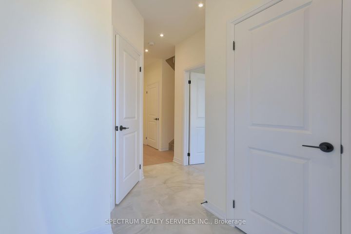 Photo 6 at 74 De La Roche Drive, Vellore Village, Vaughan