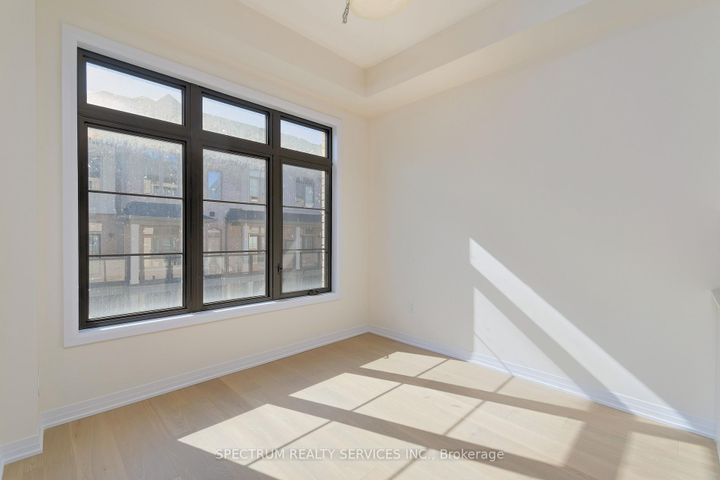 Photo 15 at 74 De La Roche Drive, Vellore Village, Vaughan