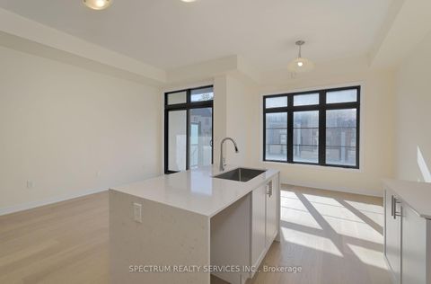 Photo 14 at 74 De La Roche Drive, Vellore Village, Vaughan