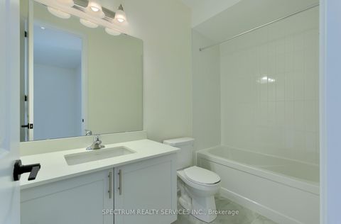 Photo 32 at 74 De La Roche Drive, Vellore Village, Vaughan