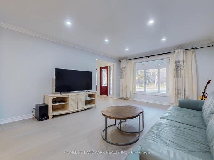 Photo 3 at 41 Goodview Road, Don Valley Village, Toronto