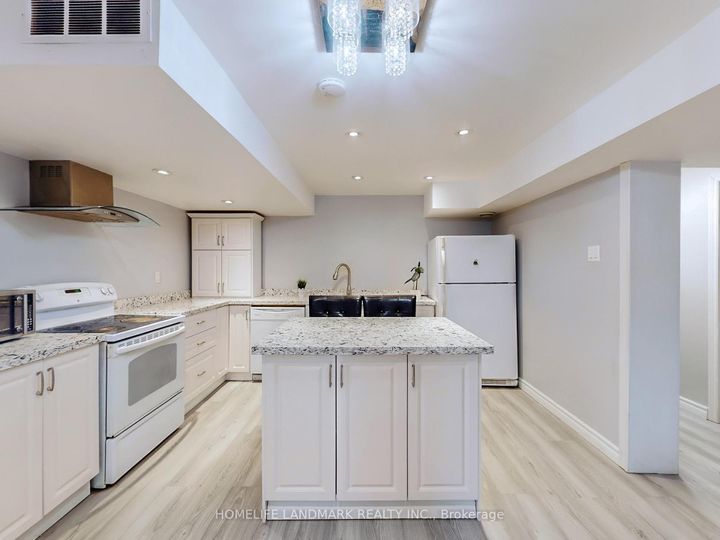 Photo 33 at 41 Goodview Road, Don Valley Village, Toronto
