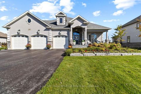 Photo 1 at 327 Sunnybrae Avenue, Stroud, Innisfil