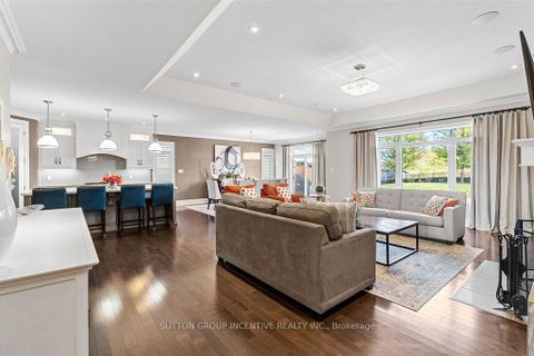 Photo 12 at 327 Sunnybrae Avenue, Stroud, Innisfil