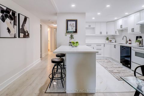 Photo 2 at 207 - 131 Beecroft Road, Westgate, Toronto