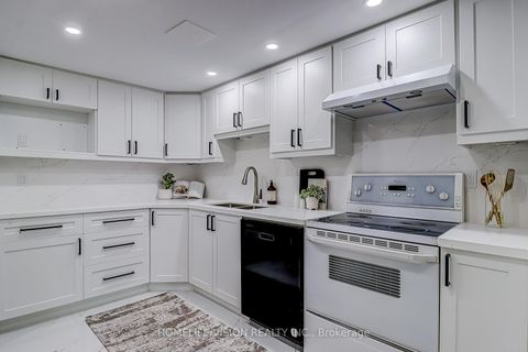 Photo 9 at 207 - 131 Beecroft Road, Westgate, Toronto