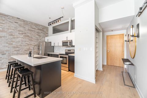 Photo 7 at 710 - 700 King Street W, Waterfront Communities C1, Toronto