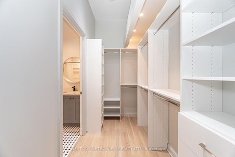 Photo 19 at 710 - 700 King Street W, Waterfront Communities C1, Toronto