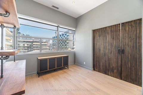 Photo 26 at 710 - 700 King Street W, Waterfront Communities C1, Toronto