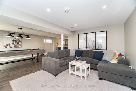 Photo 28 at 154 Rainbow Drive, West Woodbridge, Vaughan Photo 28 at 154 Rainbow Drive, West Woodbridge, Vaughan