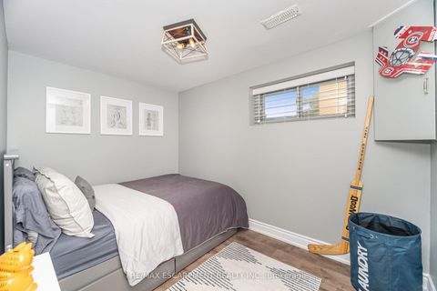 Photo 29 at 154 Rainbow Drive, West Woodbridge, Vaughan