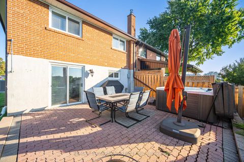 Photo 33 at 154 Rainbow Drive, West Woodbridge, Vaughan