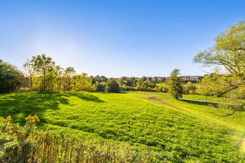 Photo 36 at 154 Rainbow Drive, West Woodbridge, Vaughan Photo 36 at 154 Rainbow Drive, West Woodbridge, Vaughan