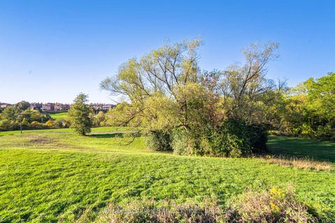 Photo 38 at 154 Rainbow Drive, West Woodbridge, Vaughan Photo 38 at 154 Rainbow Drive, West Woodbridge, Vaughan