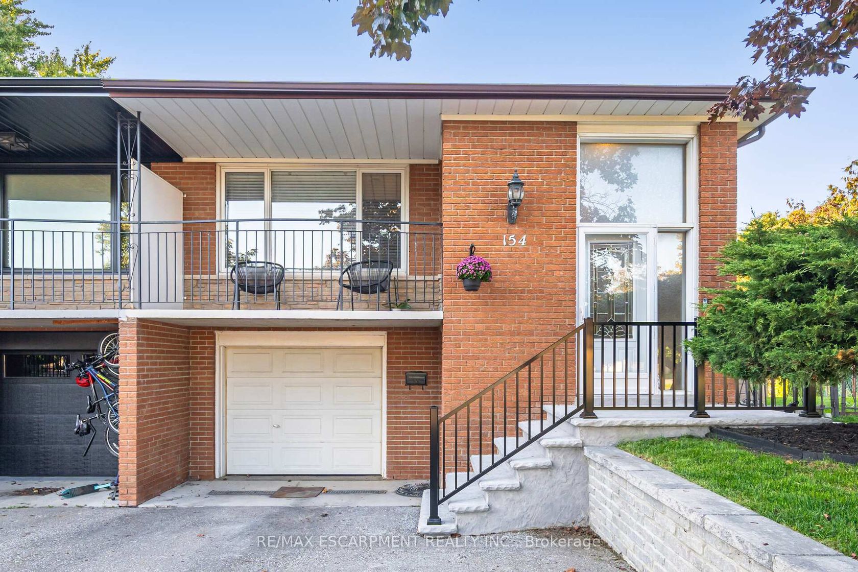 154 Rainbow Drive, West Woodbridge, Vaughan 