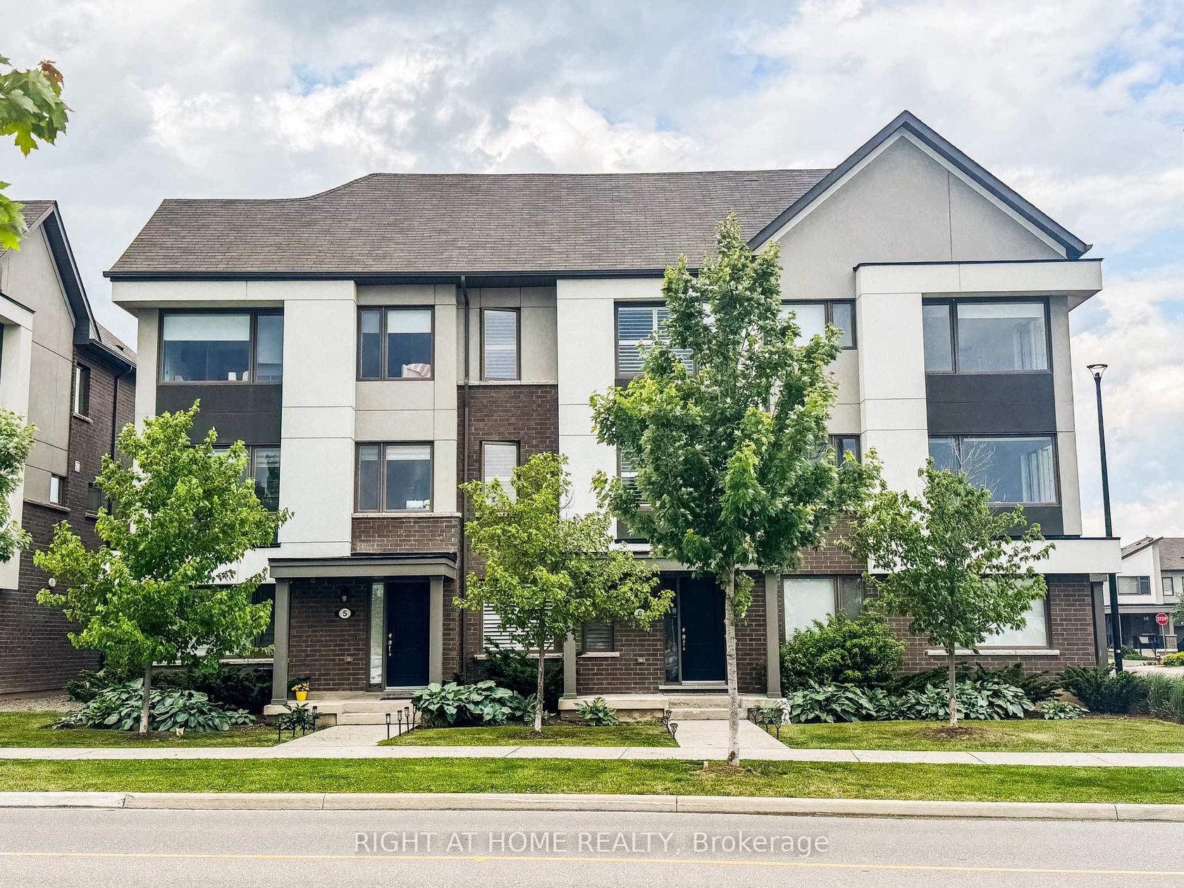 6 - 1125 Leger Way, FO Ford, Milton 2