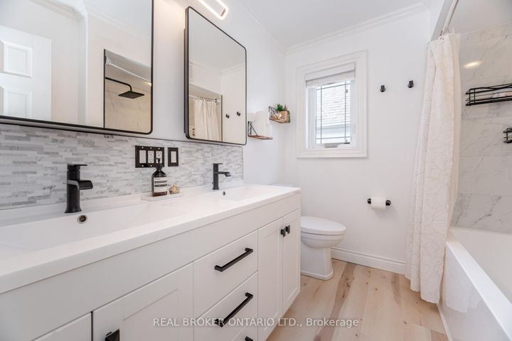 Photo 15 at 18 Adanac Drive, Cliffcrest, Toronto