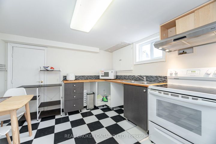 Photo 20 at 18 Adanac Drive, Cliffcrest, Toronto