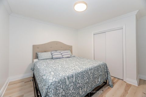 Photo 10 at 18 Adanac Drive, Cliffcrest, Toronto