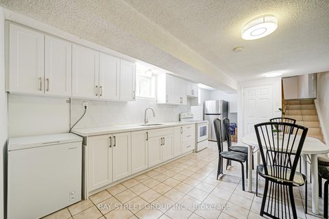 Photo 36 at 64 Rakewood Crescent, L'Amoreaux, Toronto