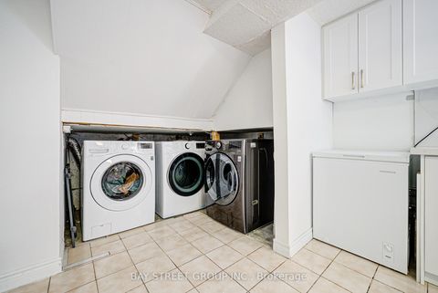Photo 37 at 64 Rakewood Crescent, L'Amoreaux, Toronto