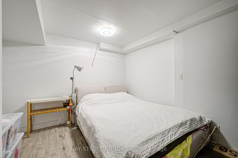 Photo 39 at 64 Rakewood Crescent, L'Amoreaux, Toronto