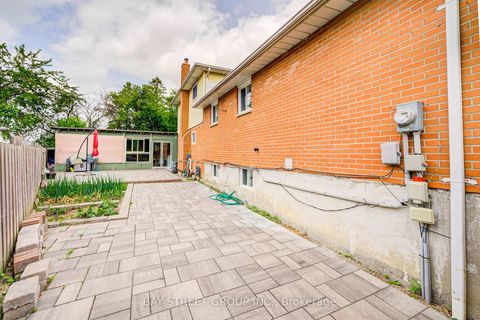 Photo 45 at 64 Rakewood Crescent, L'Amoreaux, Toronto