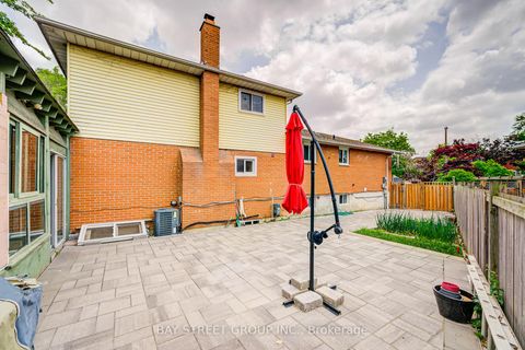 Photo 47 at 64 Rakewood Crescent, L'Amoreaux, Toronto