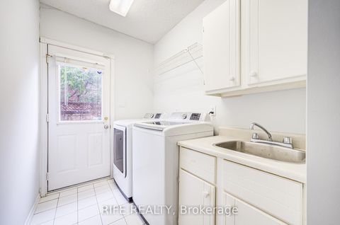 Photo 19 at 17 Bramble Drive, Don Mills, Toronto