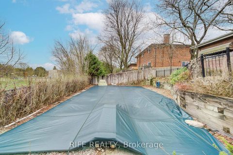 Photo 47 at 17 Bramble Drive, Don Mills, Toronto