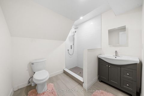 Photo 33 at 39 Treadgold Crescent, Donalda, Toronto