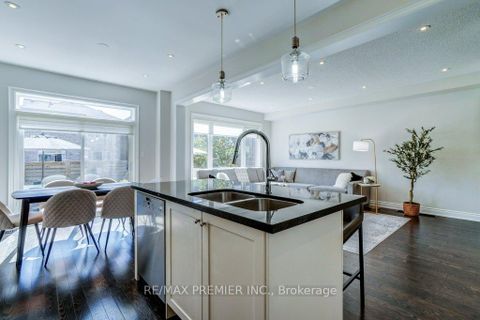 Photo 15 at 15 Kincardine Street, Kleinburg, Vaughan