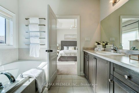 Photo 20 at 15 Kincardine Street, Kleinburg, Vaughan