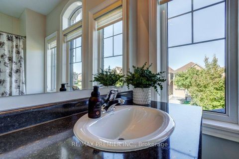 Photo 28 at 15 Kincardine Street, Kleinburg, Vaughan