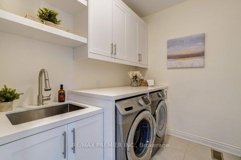 Photo 31 at 15 Kincardine Street, Kleinburg, Vaughan