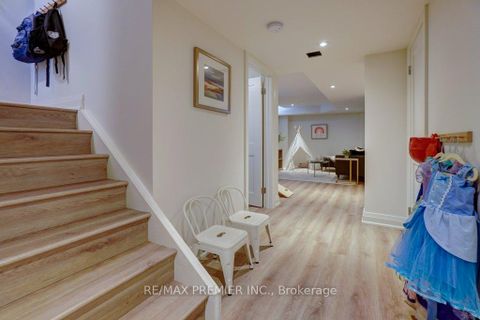 Photo 32 at 15 Kincardine Street, Kleinburg, Vaughan