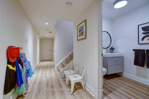 Photo 33 at 15 Kincardine Street, Kleinburg, Vaughan