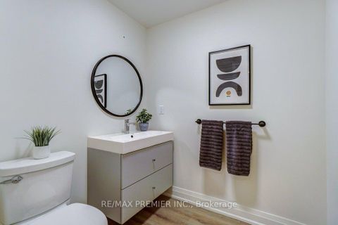 Photo 34 at 15 Kincardine Street, Kleinburg, Vaughan