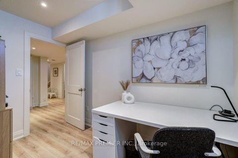 Photo 37 at 15 Kincardine Street, Kleinburg, Vaughan