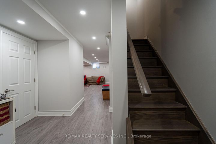 Photo 37 at 1160 Mccraney Street E, CP College Park, Oakville