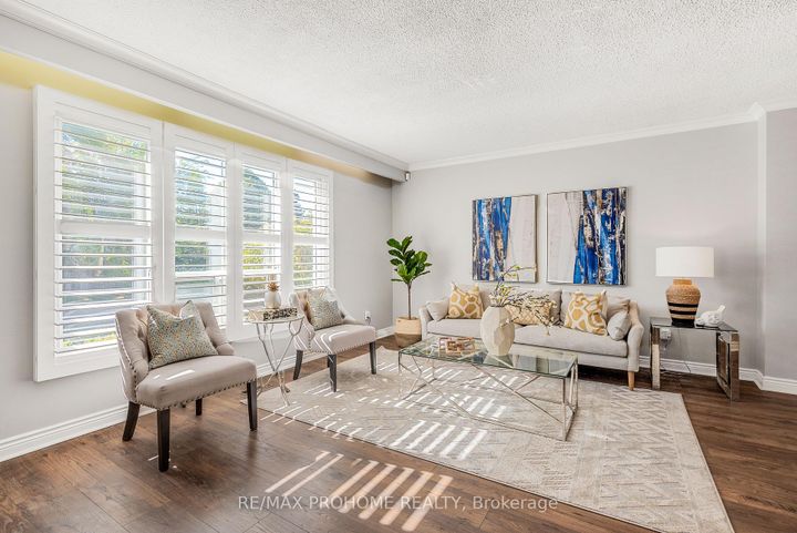 Photo 4 at 32 Sir Bedevere Place, Markham Village, Markham