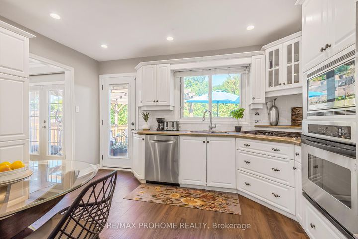 Photo 13 at 32 Sir Bedevere Place, Markham Village, Markham