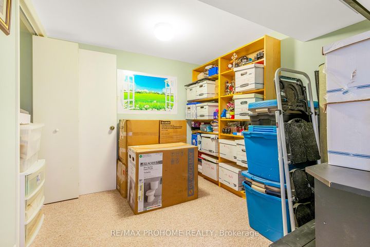 Photo 28 at 32 Sir Bedevere Place, Markham Village, Markham