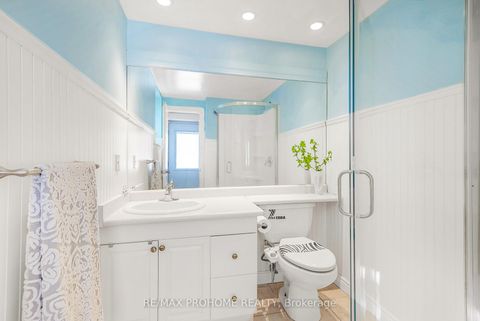 Photo 25 at 32 Sir Bedevere Place, Markham Village, Markham