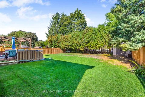 Photo 32 at 32 Sir Bedevere Place, Markham Village, Markham