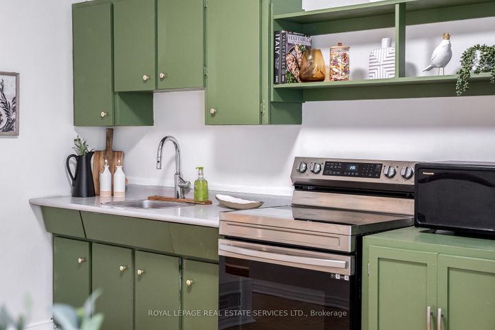 Photo 12 at 65 Drayton Avenue, Woodbine Corridor, Toronto