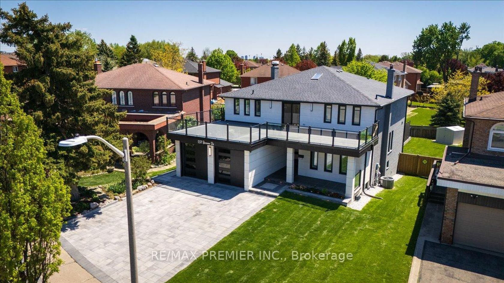 157 Jeanne Drive, East Woodbridge, Vaughan 