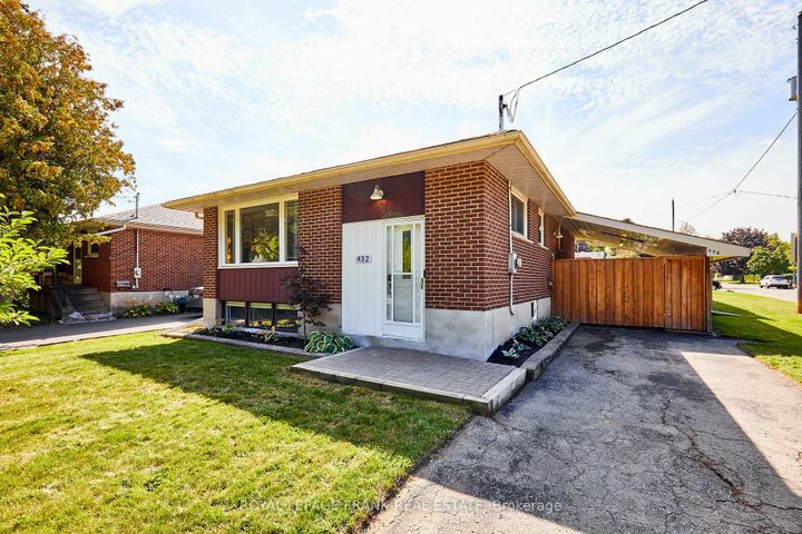 Photo 5 at 432 Park Road N, McLaughlin, Oshawa